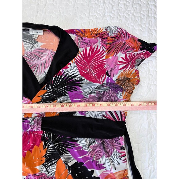 Fashion Bug Pink Purple Tropical Flowy Tie Back Halter Vneck Blouse size 2x - Picture 7 of 7